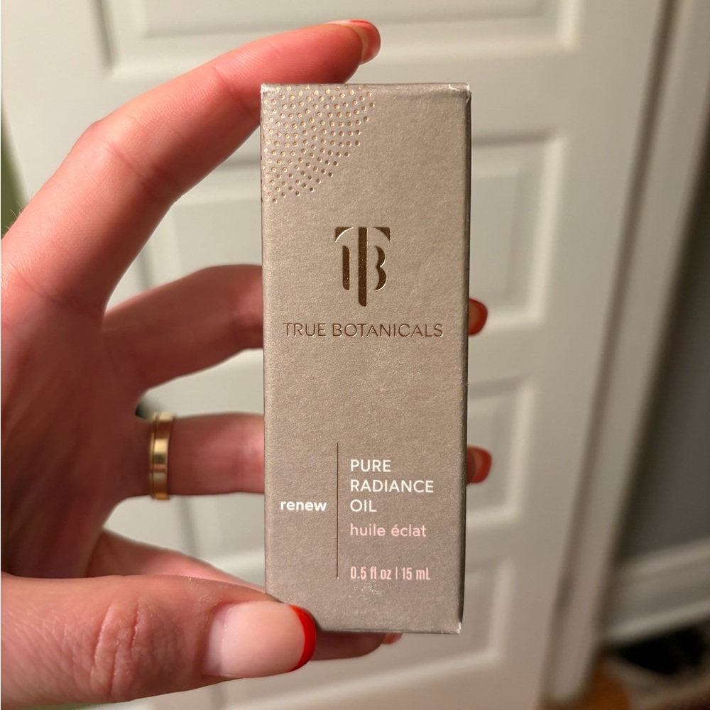 True Botanicals Pure Radiance Oil - travel size